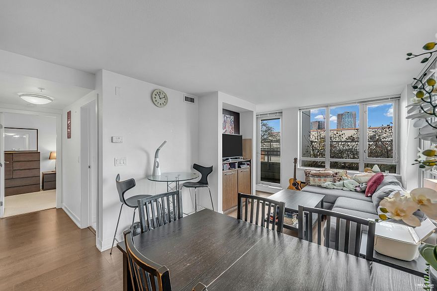 226 2008 Pine Street