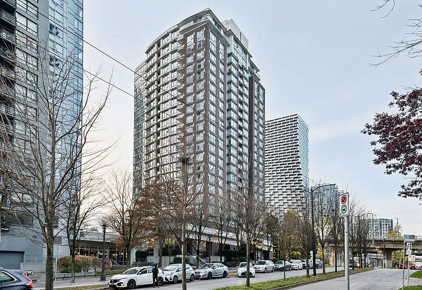 1705 550 Pacific Street