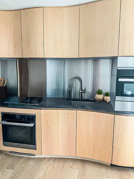 1102 1568 Alberni Street