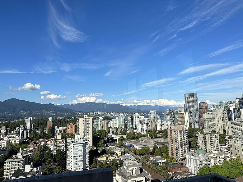 502 1850 Comox Street