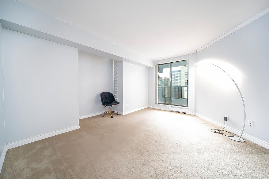 602 1270 Robson Street