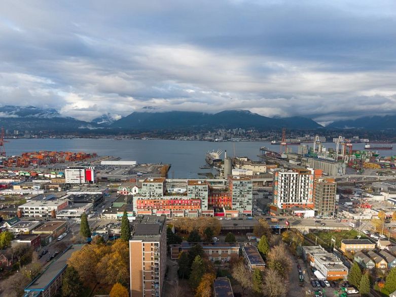 201 983 E Hastings Street