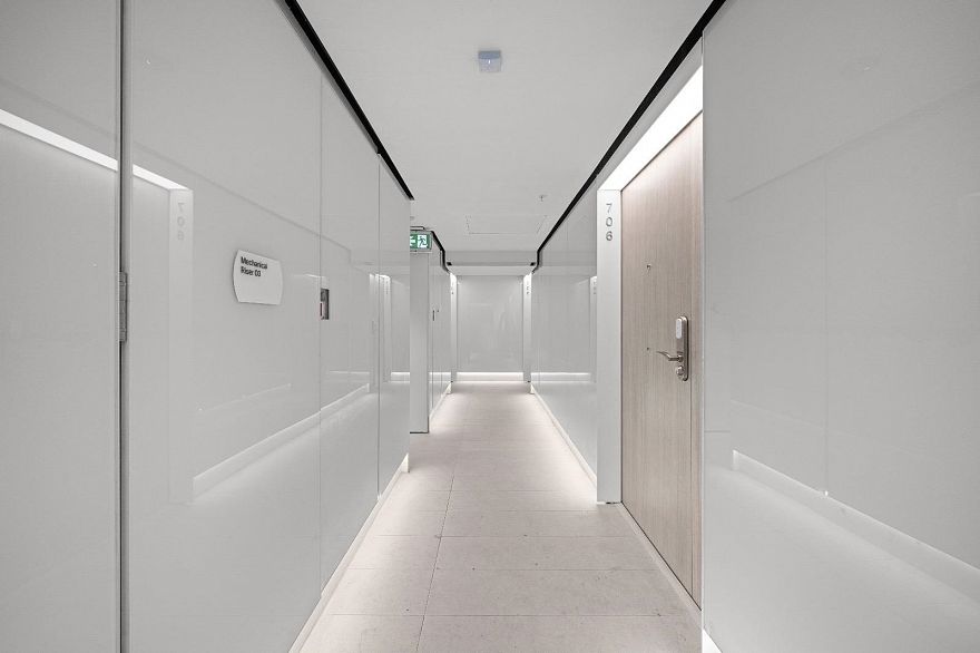 706 1033 Nelson Street