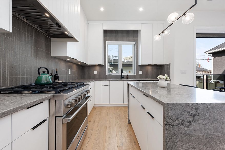 5059 Sherbrooke Street