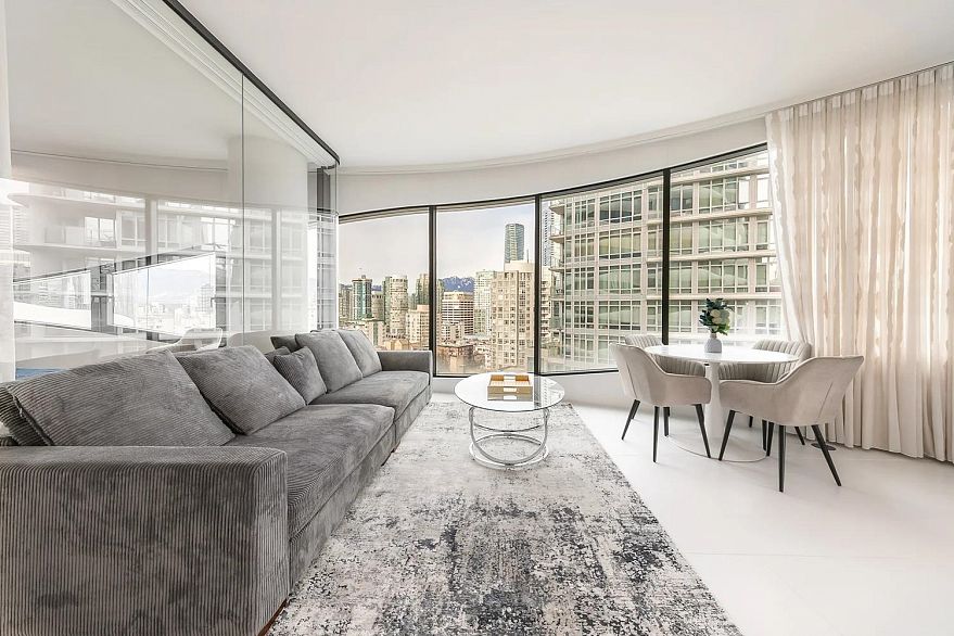 1308 1033 Nelson Street