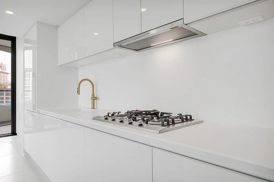 1308 1033 Nelson Street