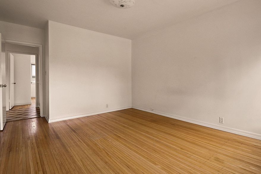 2869 Venables Street