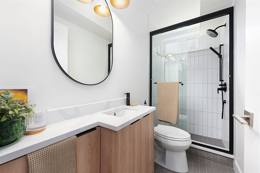 5059 Sherbrooke Street