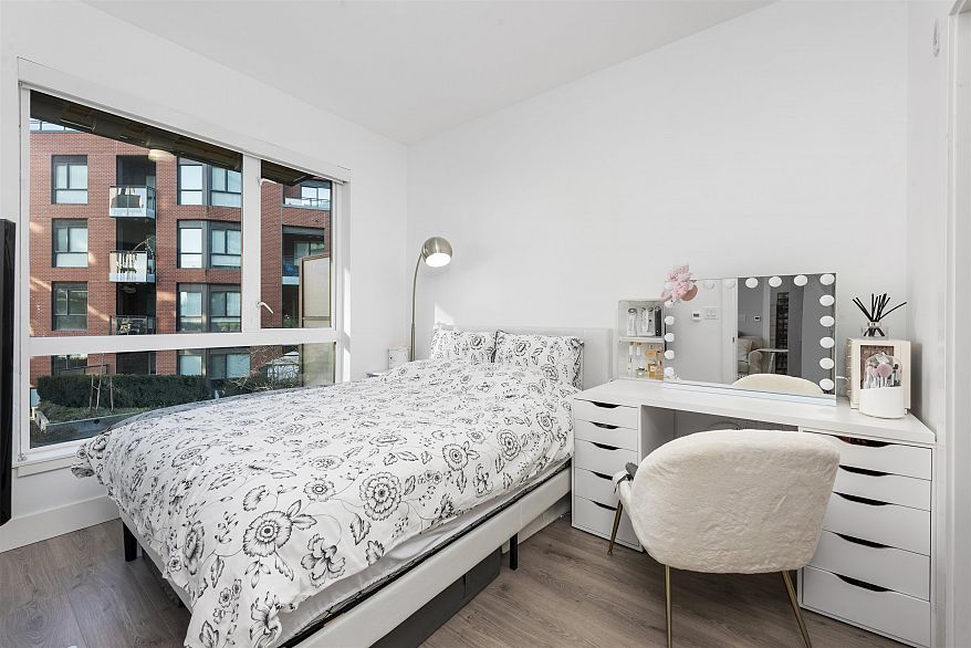 309 3588 Sawmill Crescent