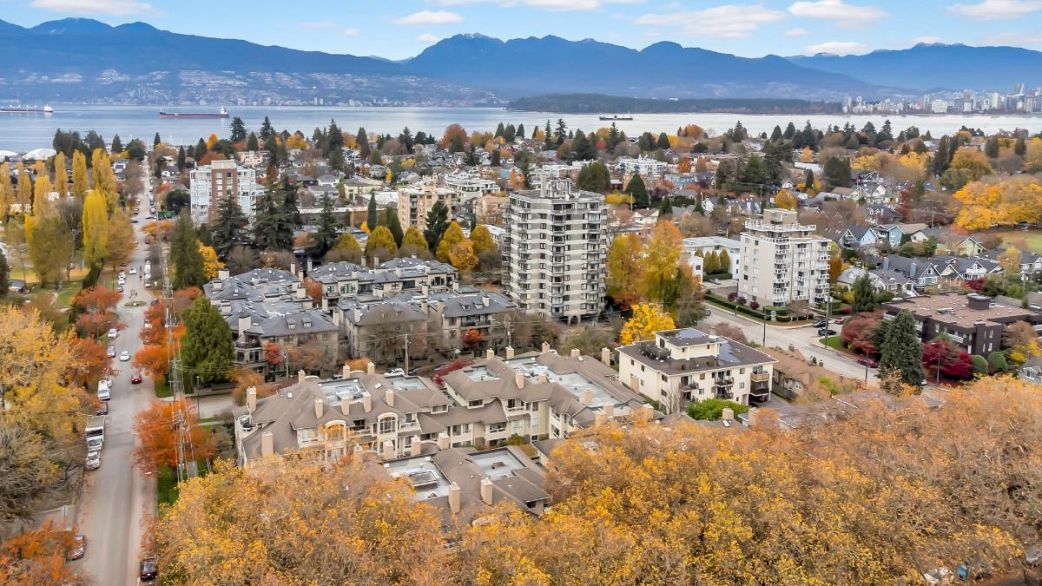 309 3755 W 8th Avenue