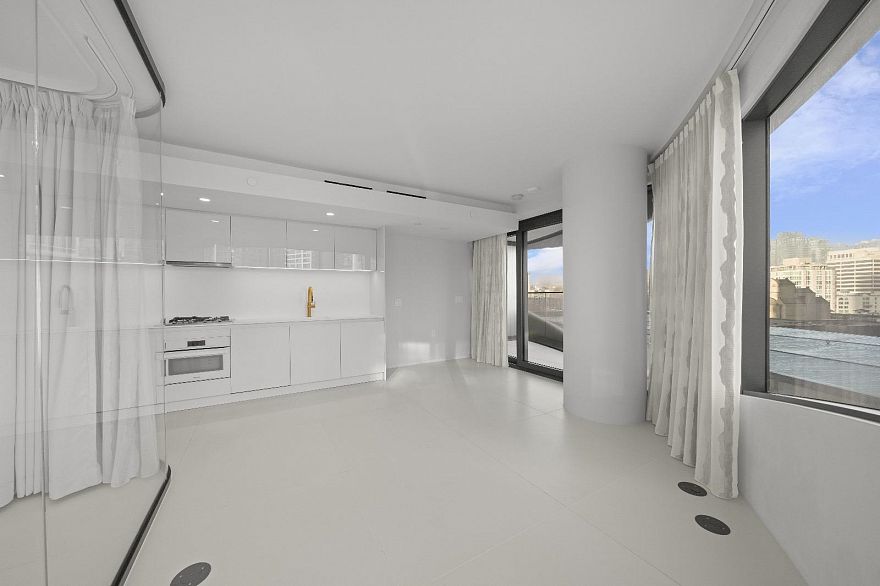 706 1033 Nelson Street