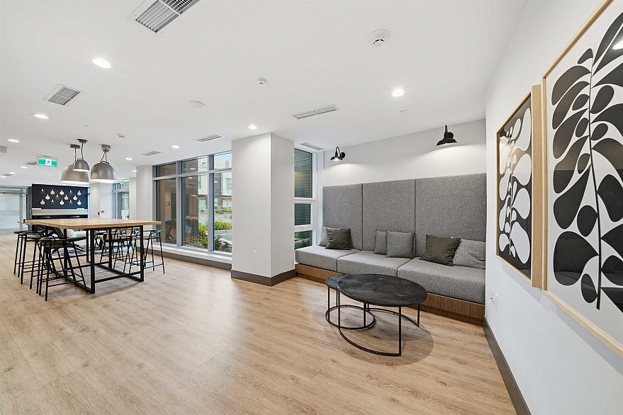 115 3430 E Kent Avenue South Avenue