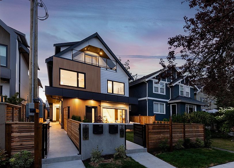 #2 1079 E 14th Avenue