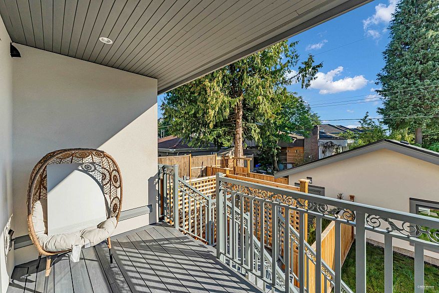 8420 Wiltshire Street