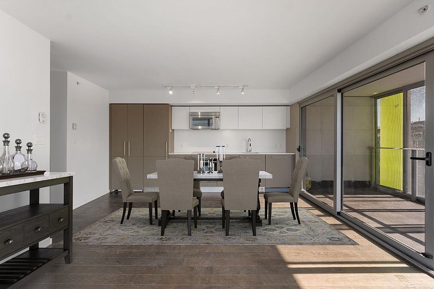 2007 999 Seymour Street