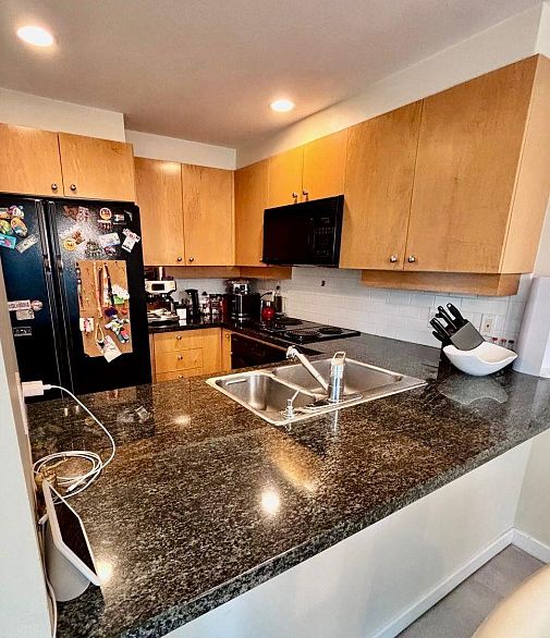 1204 1710 Bayshore Drive