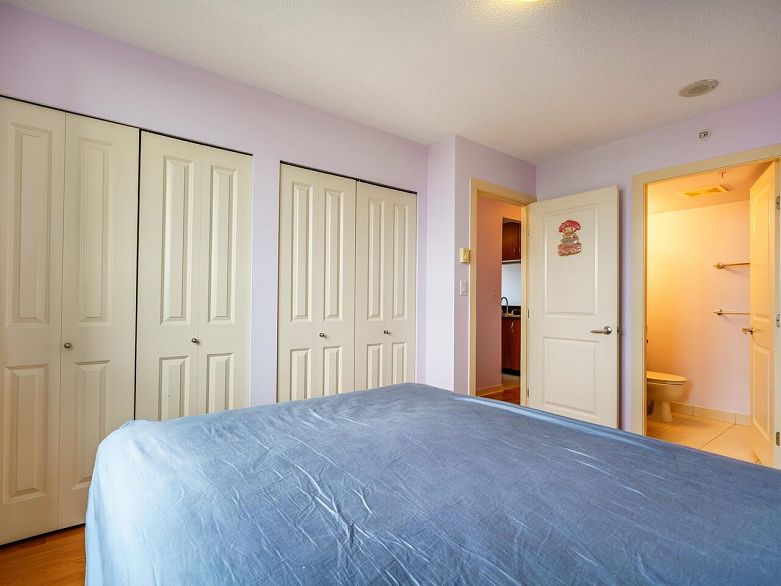 2409 3663 Crowley Drive