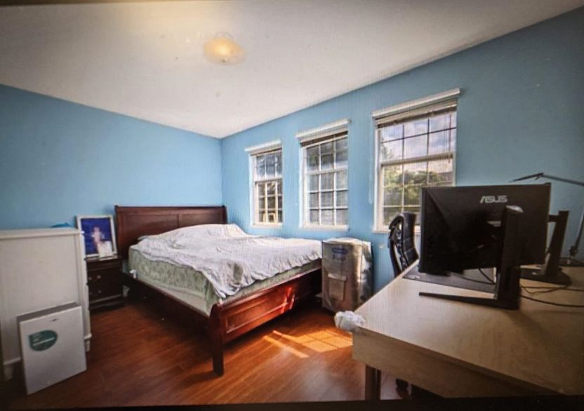 5009 ST. CATHERINES STREET, Vancouver BC V5W 3E9