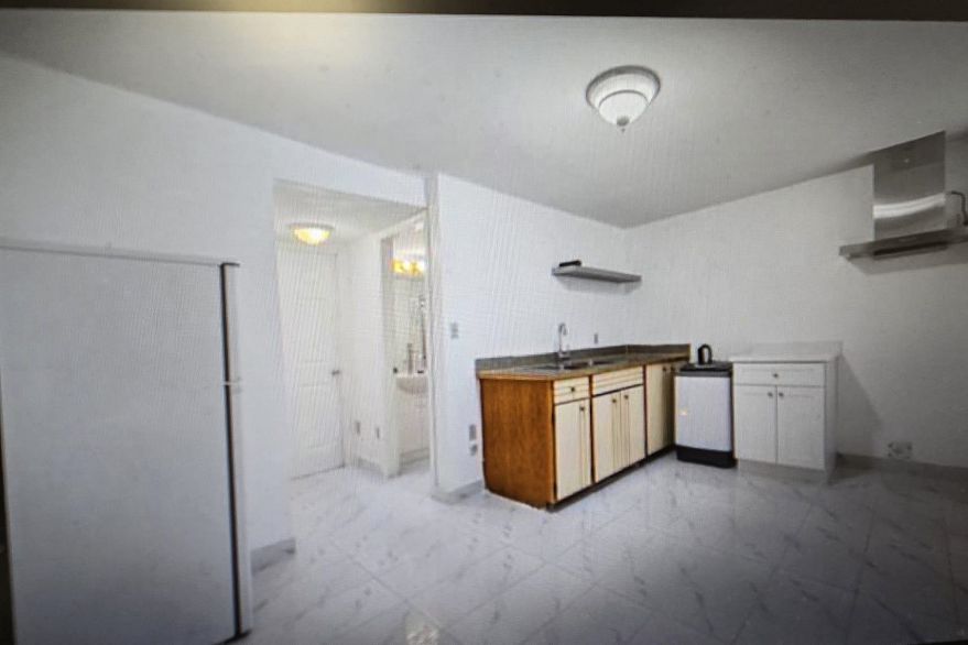 5009 ST. CATHERINES STREET, Vancouver BC V5W 3E9