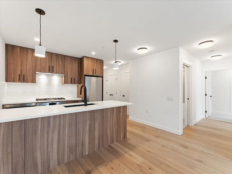 201 6859 Cambie Street