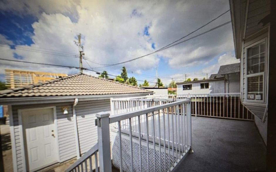 5009 ST. CATHERINES STREET, Vancouver BC V5W 3E9