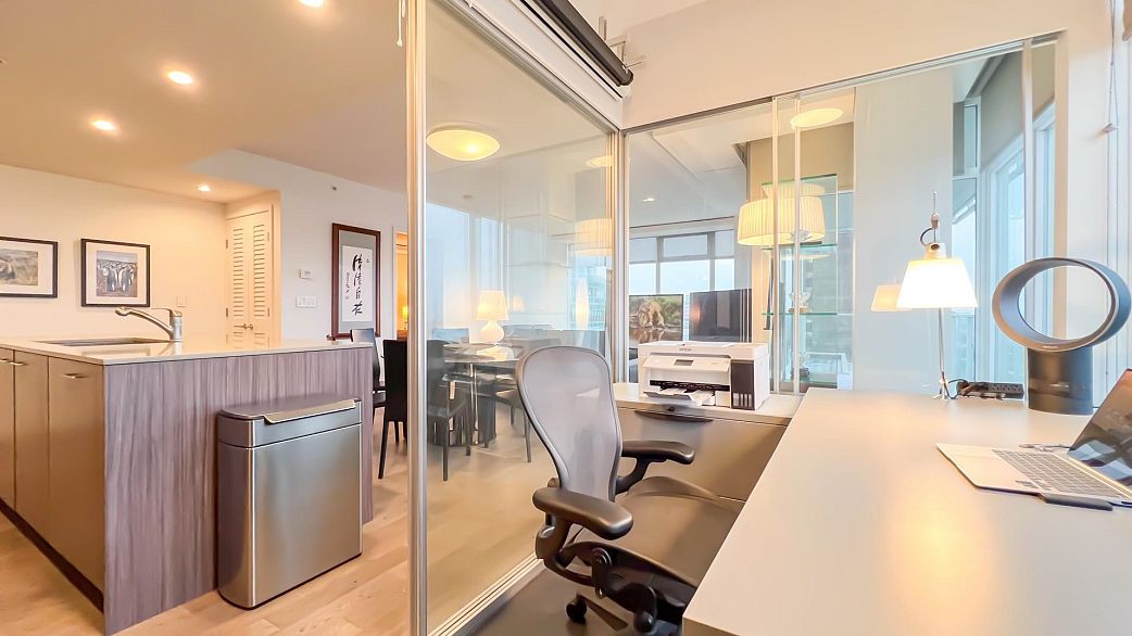 1801 2411 Heather Street