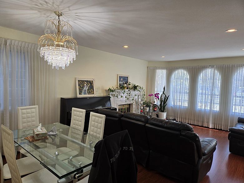 5009 ST. CATHERINES STREET, Vancouver BC V5W 3E9