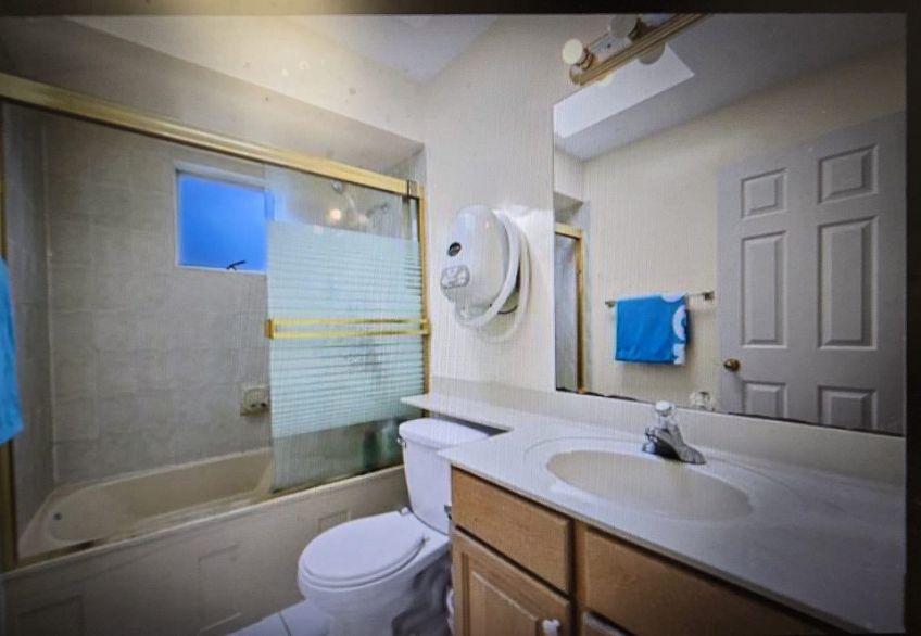 5009 ST. CATHERINES STREET, Vancouver BC V5W 3E9