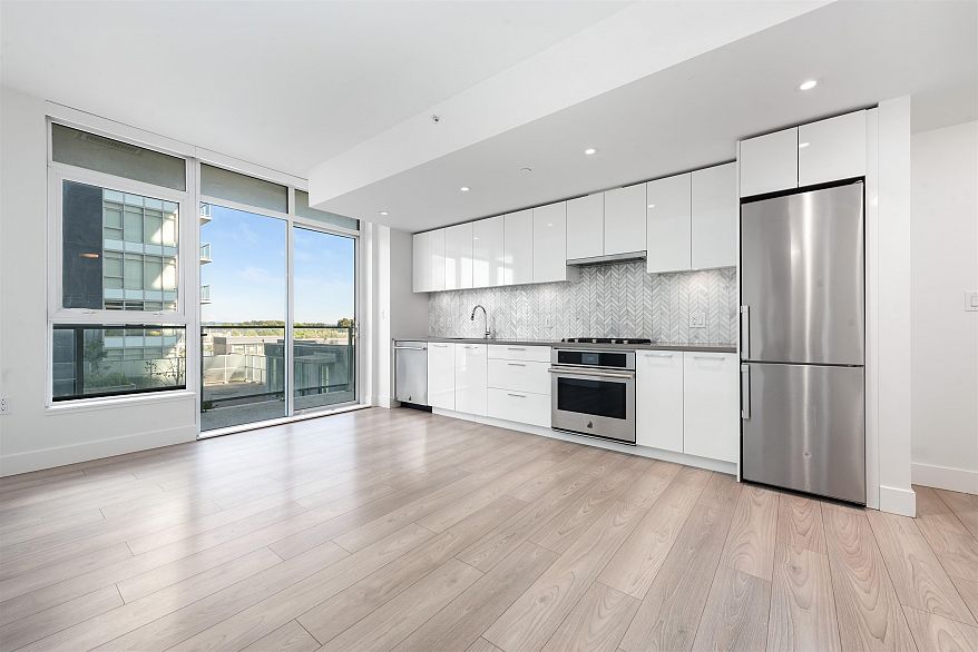 601 8570 Rivergrass Drive