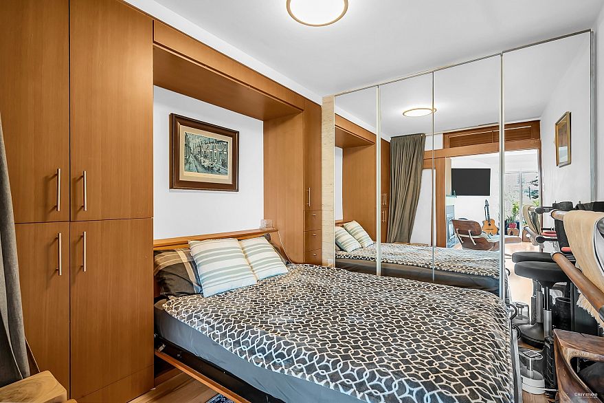 1106 Ironwork Passage