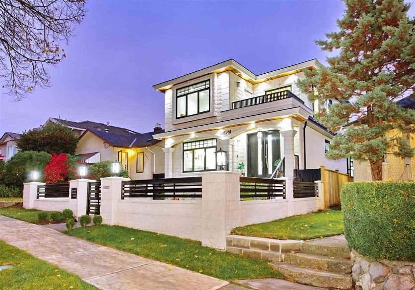 5886 Sherbrooke Street