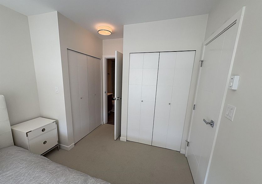 204 202 E 24th Avenue