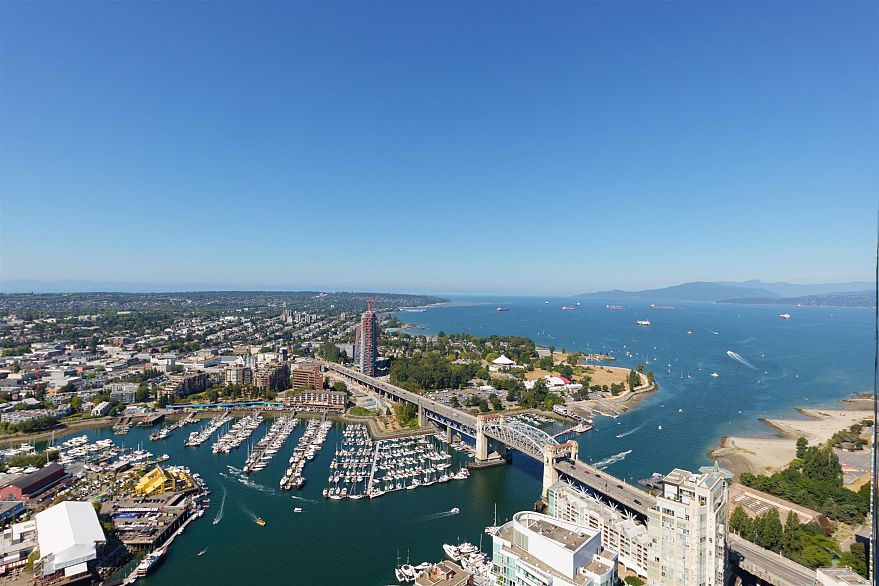 PH1 1480 Howe Street