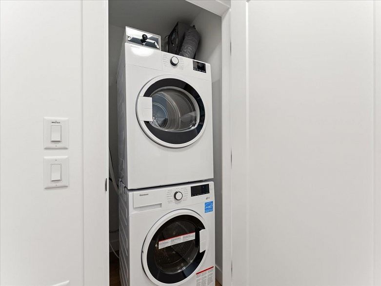 201 6859 Cambie Street