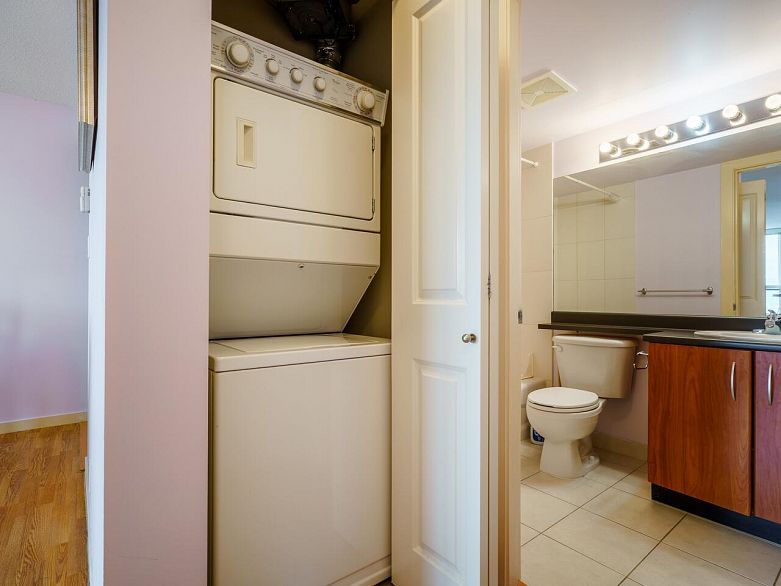 2409 3663 Crowley Drive