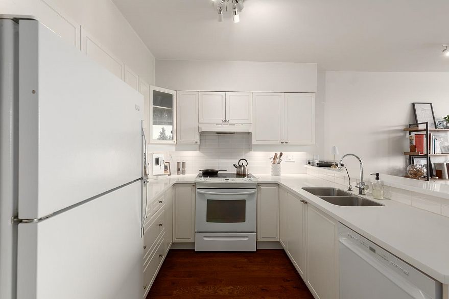 507 1888 York Avenue