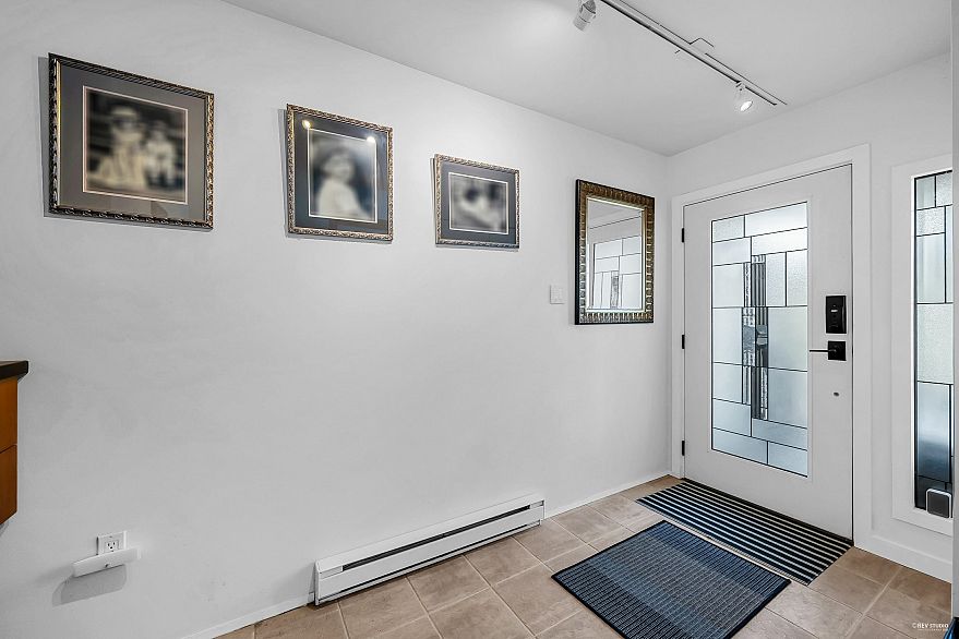 1106 Ironwork Passage