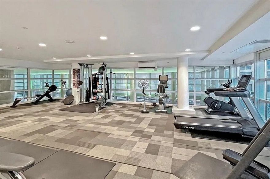 1001 1139 W Cordova Street