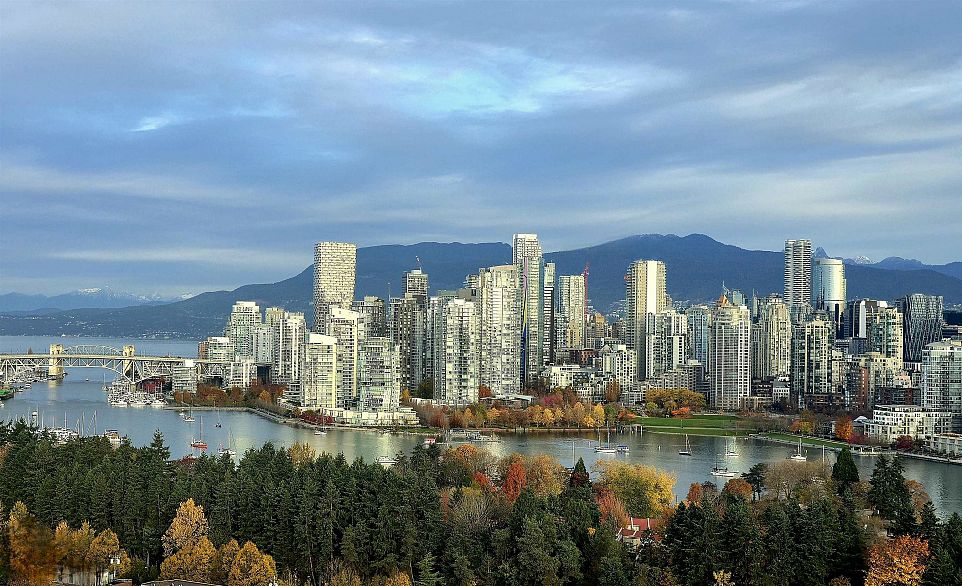 1801 2411 Heather Street