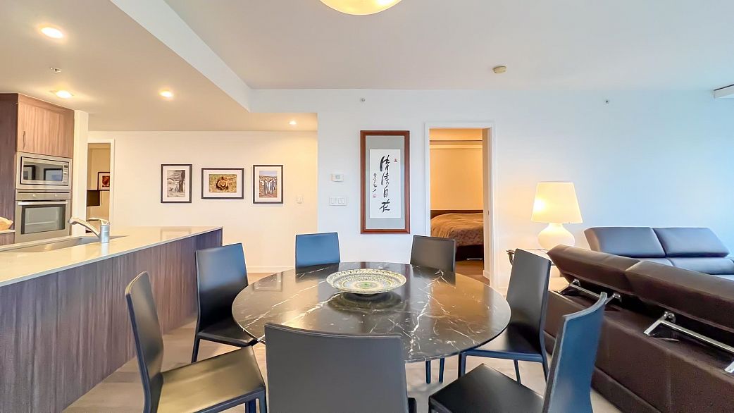 1801 2411 Heather Street