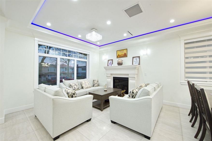 5886 Sherbrooke Street