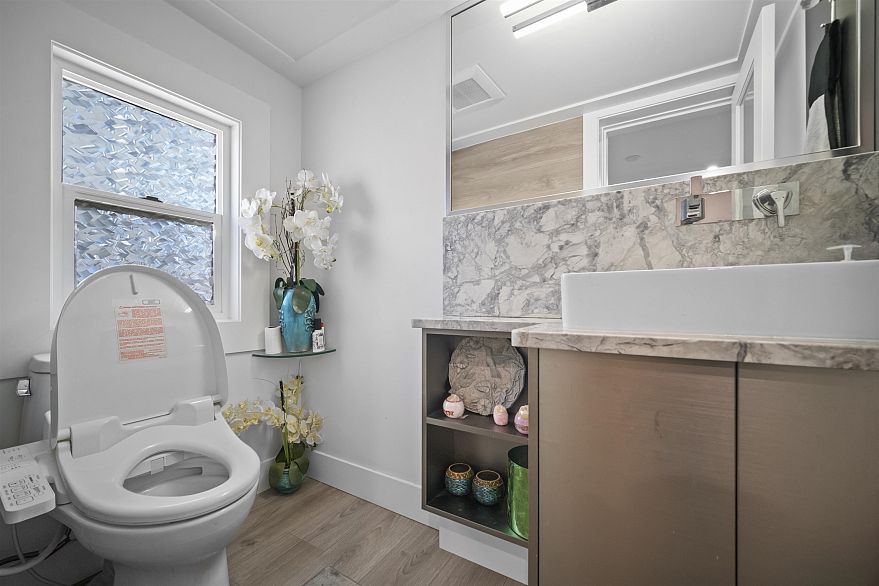 6978 Mckinnon Street