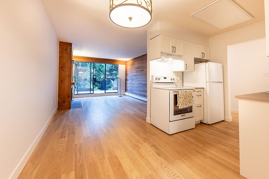 117 265 E 15th Avenue