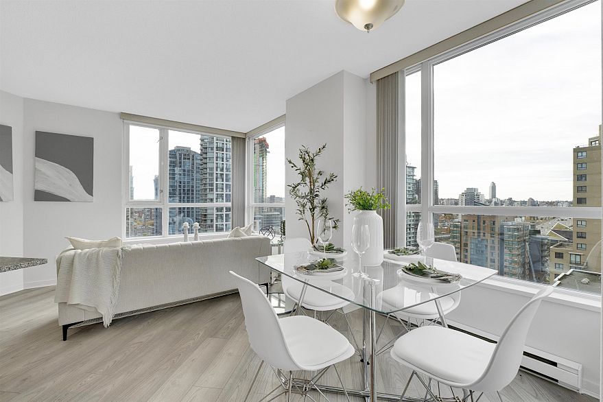 1507 1212 Howe Street