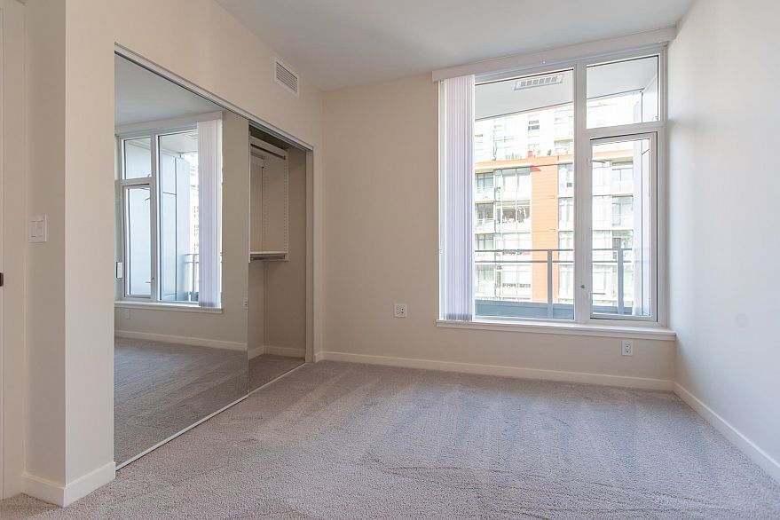 805 1708 Ontario Street