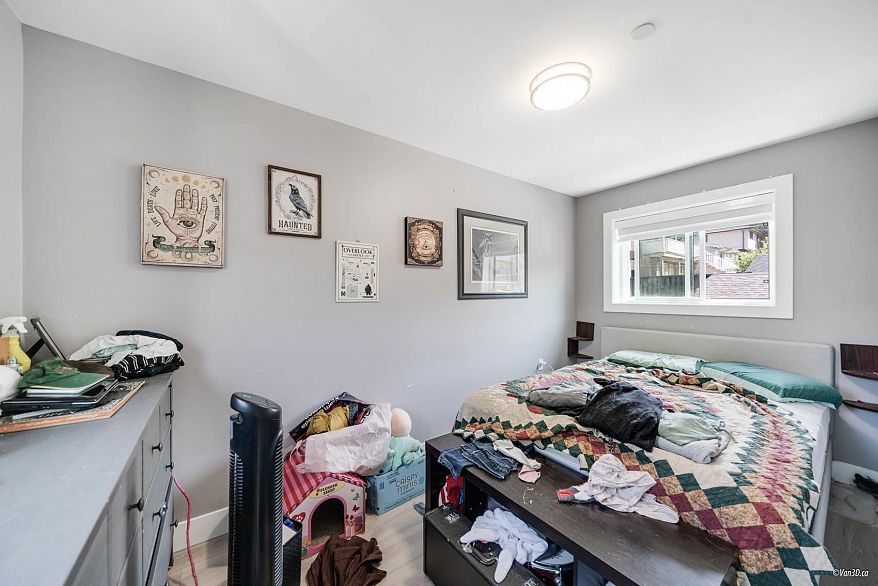 4841 Dumfries Street