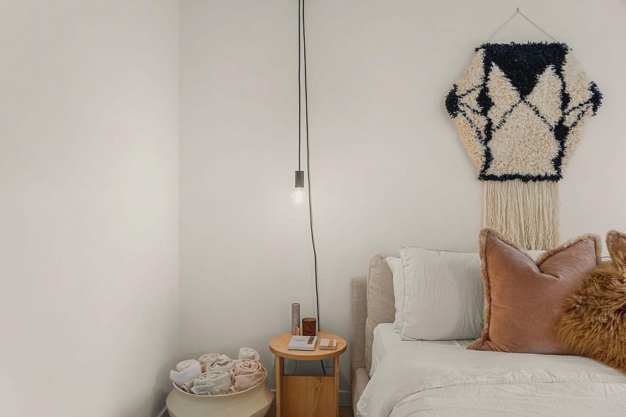 302 1438 W 7th Avenue