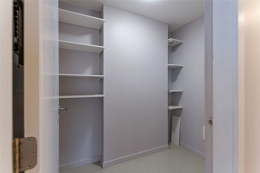 3108 111 W Georgia Street