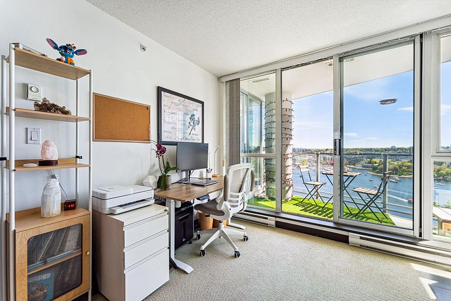 2201 1408 Strathmore Mews