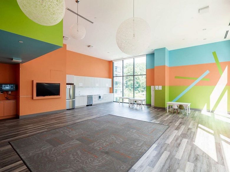 2008 8538 River District Crossing